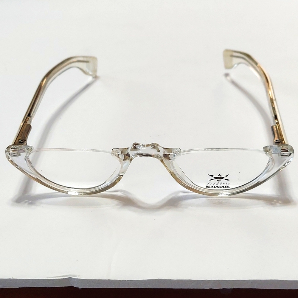 NWOT Cat Eye Ladies Clear Beausoleil Paris 1/2 Rim Eyeglasses